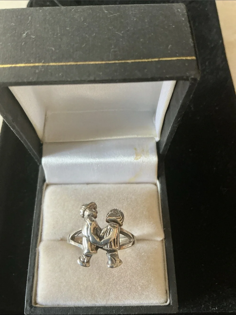 Sterling Silver Two Children Embrace Ring - Silver